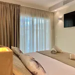 Luxury 