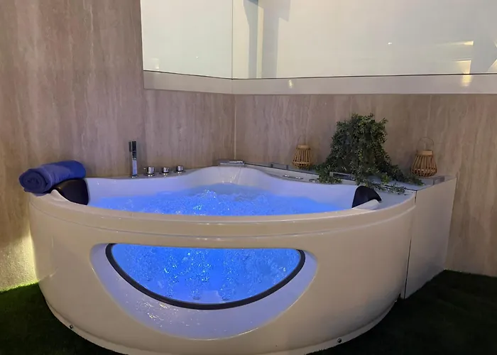 Апартаменти Luxury Bungalow